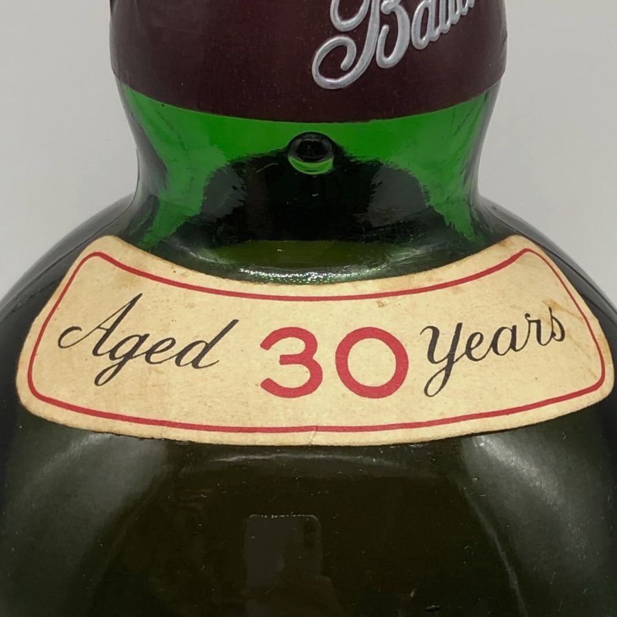 バランタイン - バランタイン 30年 ベリーオールド 青青紋章 赤キャップ 750ml【X4】 バランタイン 30年 ベリーオールド 青青紋章 赤キャップ 750ml【X4】