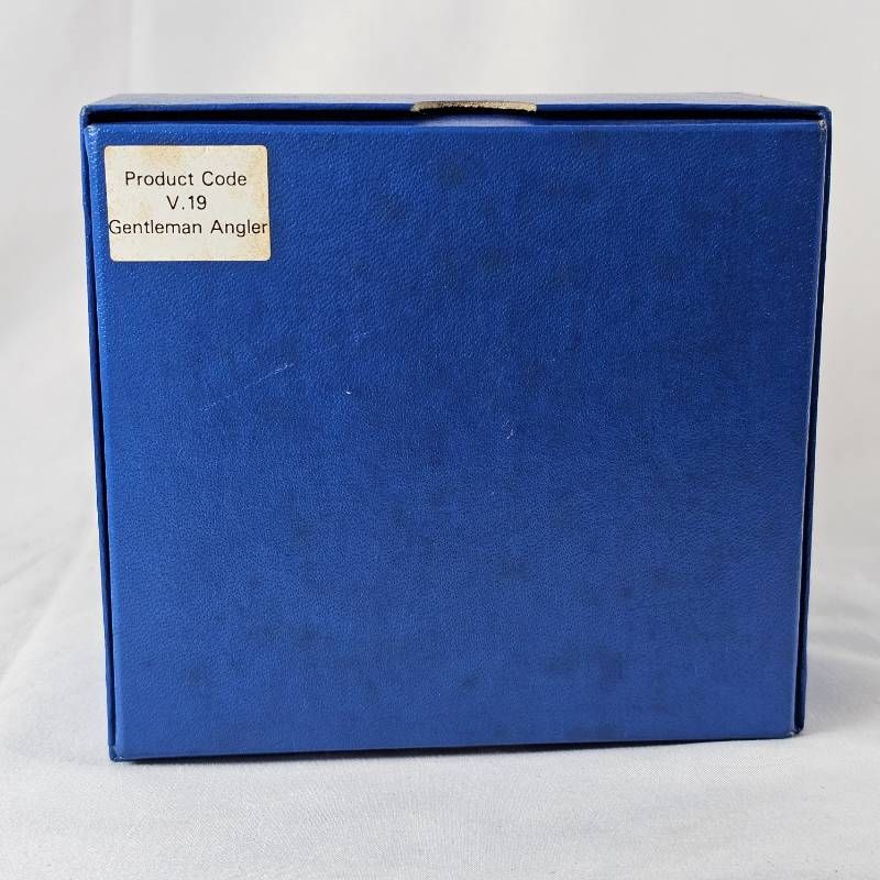 ファインアートミニチュア 釣りをする紳士