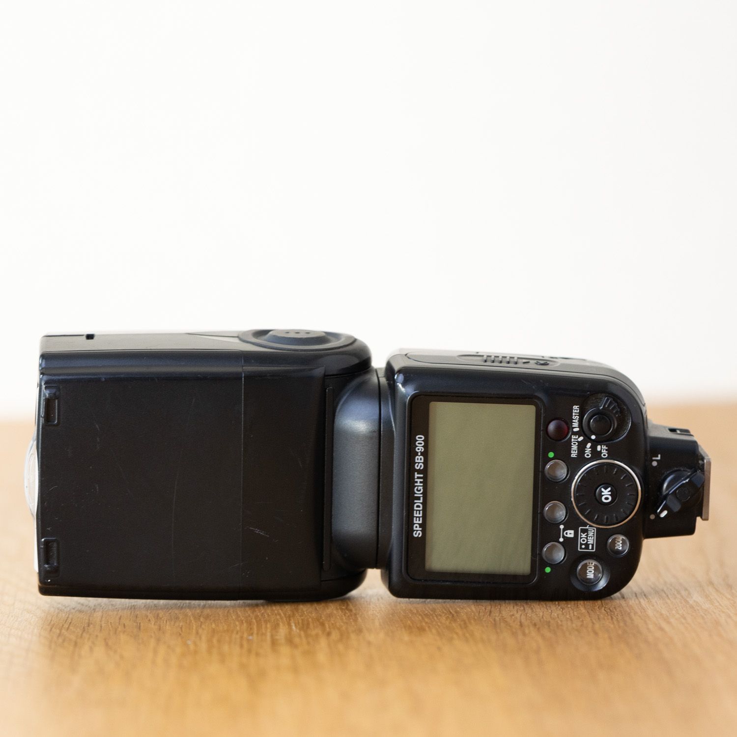 Nikon ニコン SB 900 スピードライト