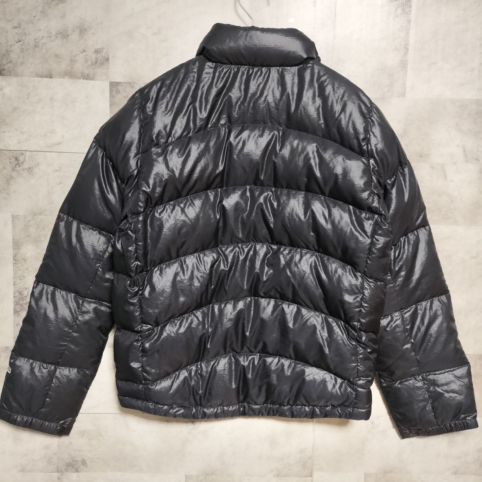 Marmot ライト ダウンジャケット M-3 Мサイズ ブラック ロゴ刺繍