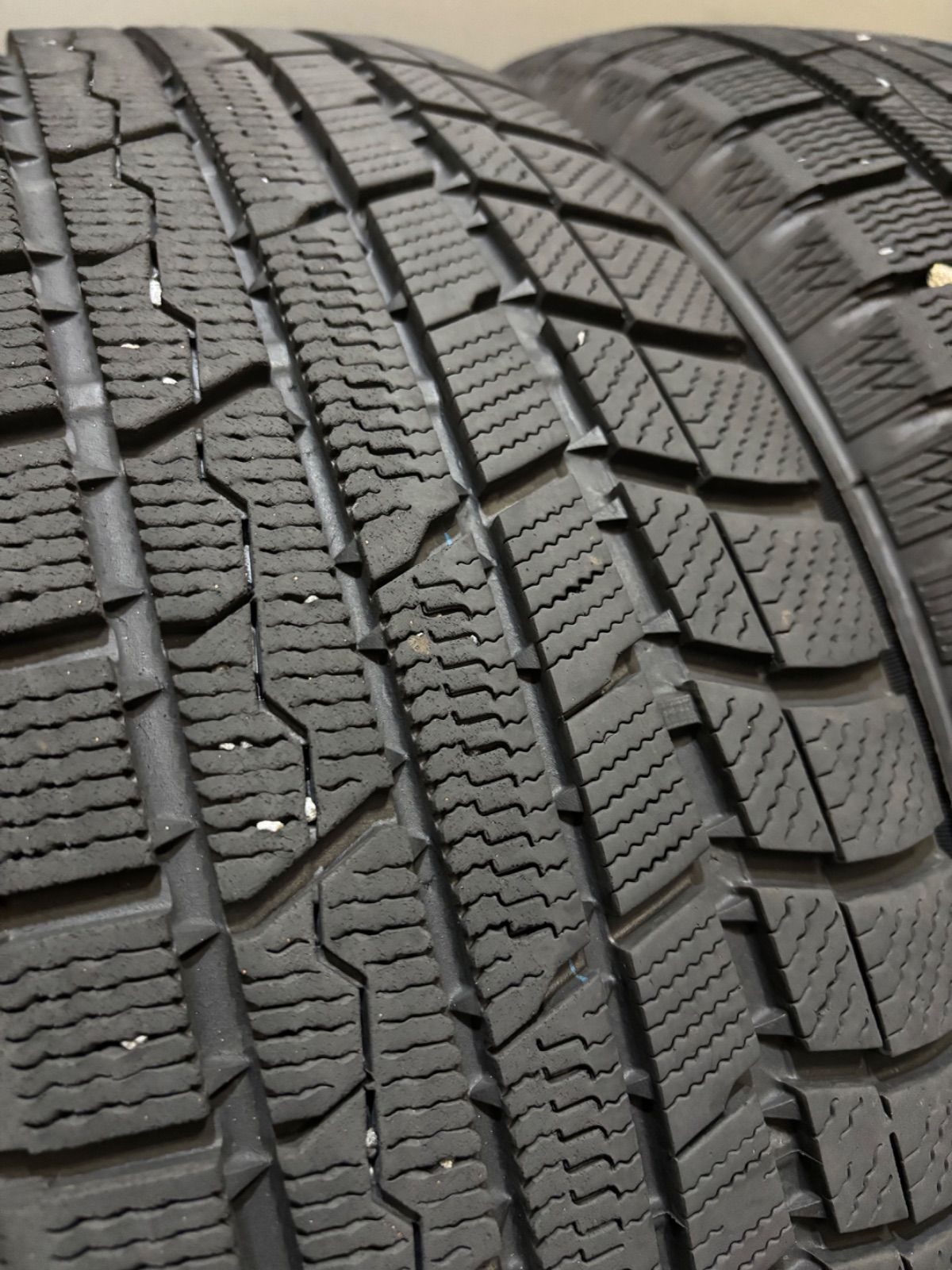 20年製 スタッドレス