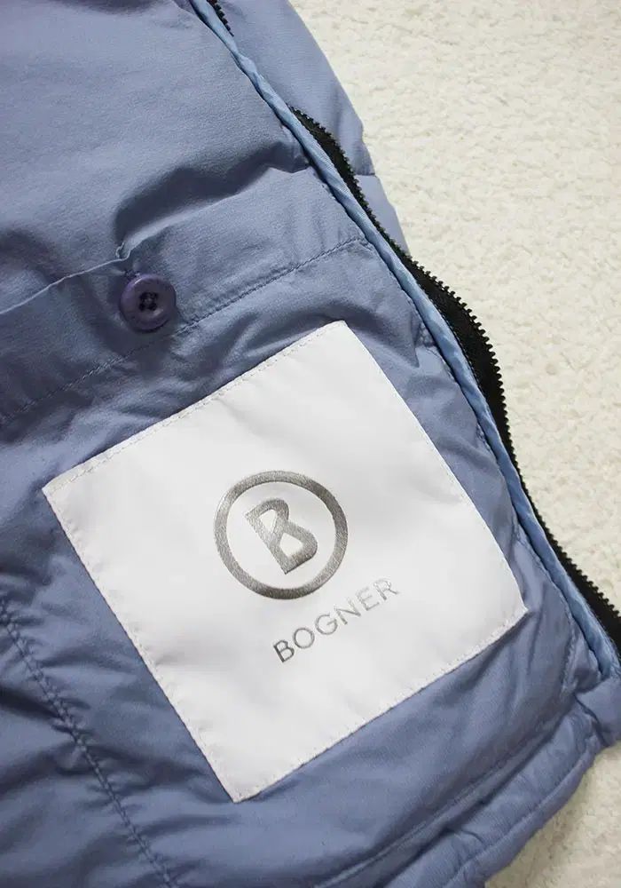 軽量グースダウンジャケット