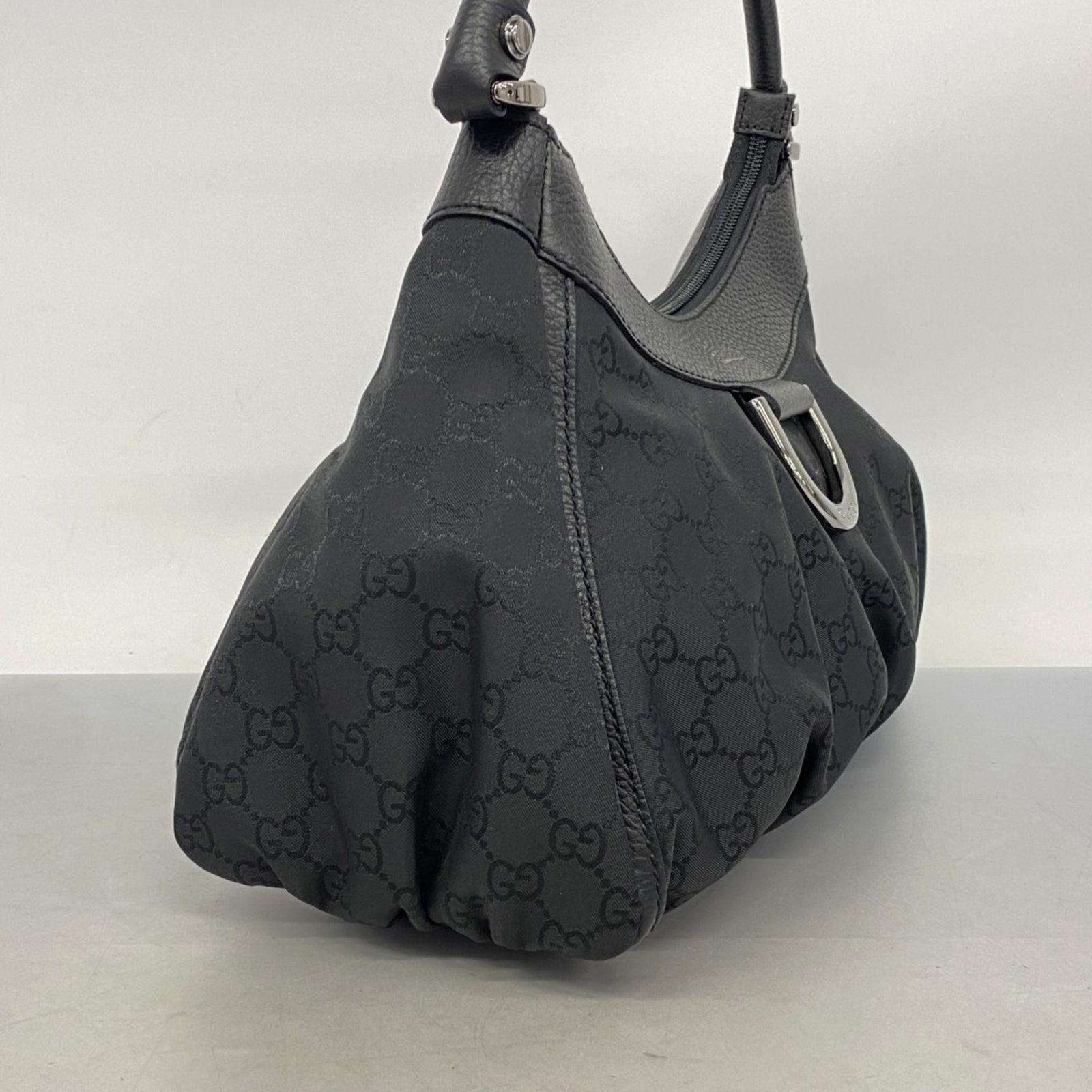 グッチ 黒 ナイロン ショルダーバッグ Amazon | グッチ(GUCCI) ショルダーバッグ 510342 K28BN 1000