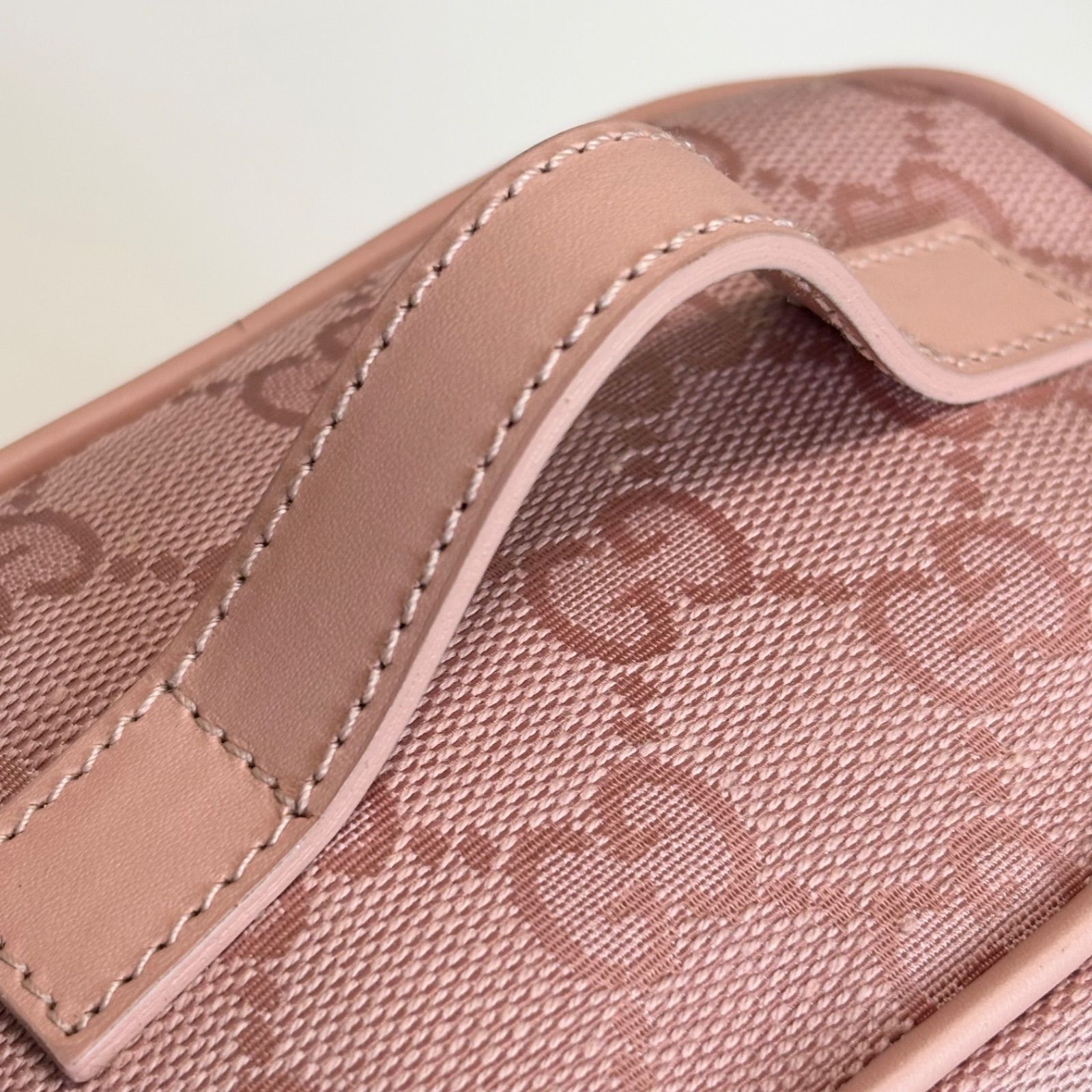 送料無料】GUCCI/グッチ/ミニバニティバッグ/キャンバスメイクポーチ