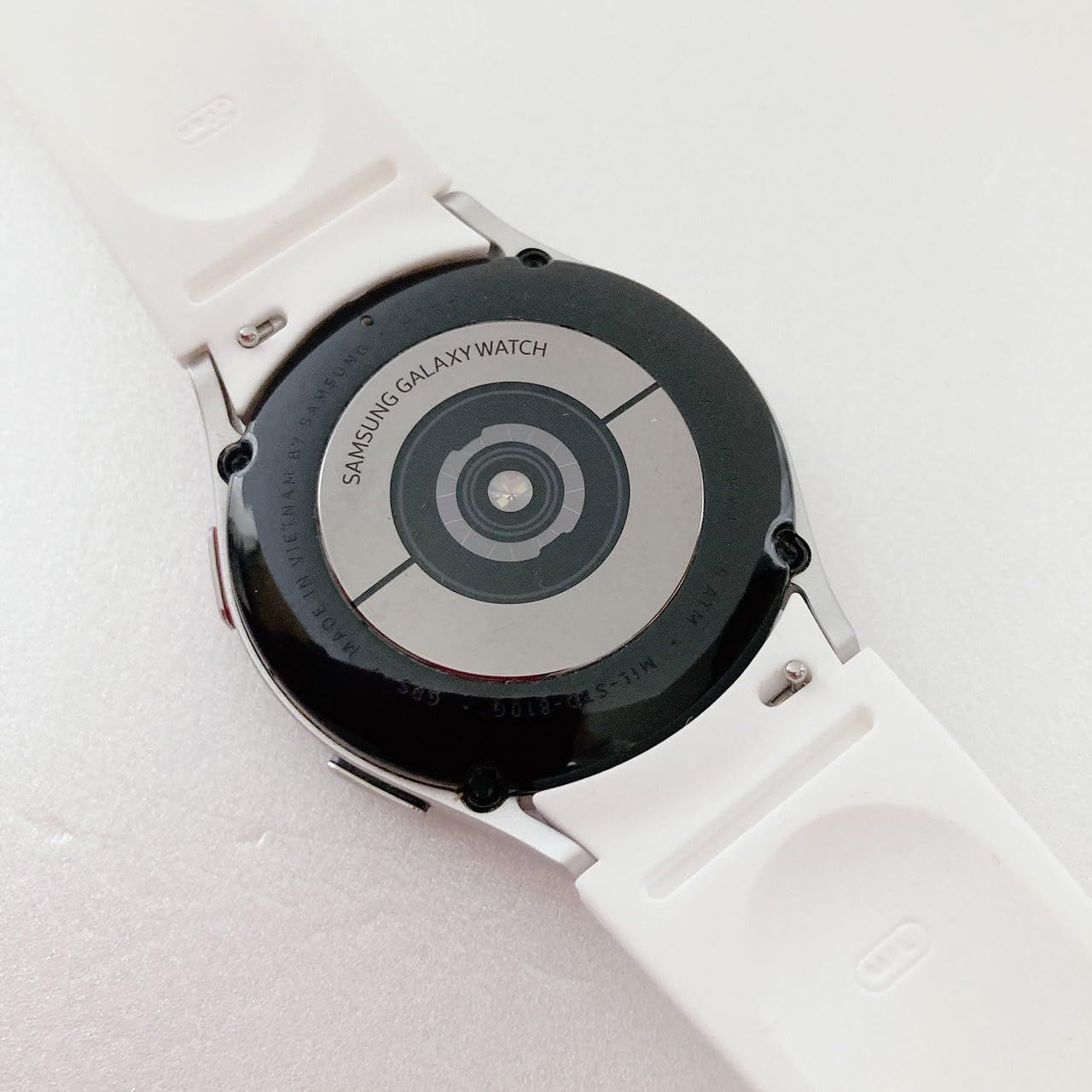 サムスン SAMSUNG Galaxy Watch4 40mm /心拍計機能 シルバー [by Galaxy純正  国内正規品]SM-R860NZSAXJP