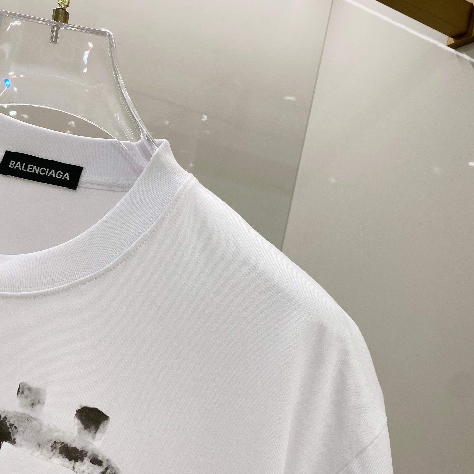 BALENCIAGA 25SS Tシャツ・カットソー ホワイト系 今日特価】Balenciaga バレンシアガ 25SS ロゴプリント T シャツ