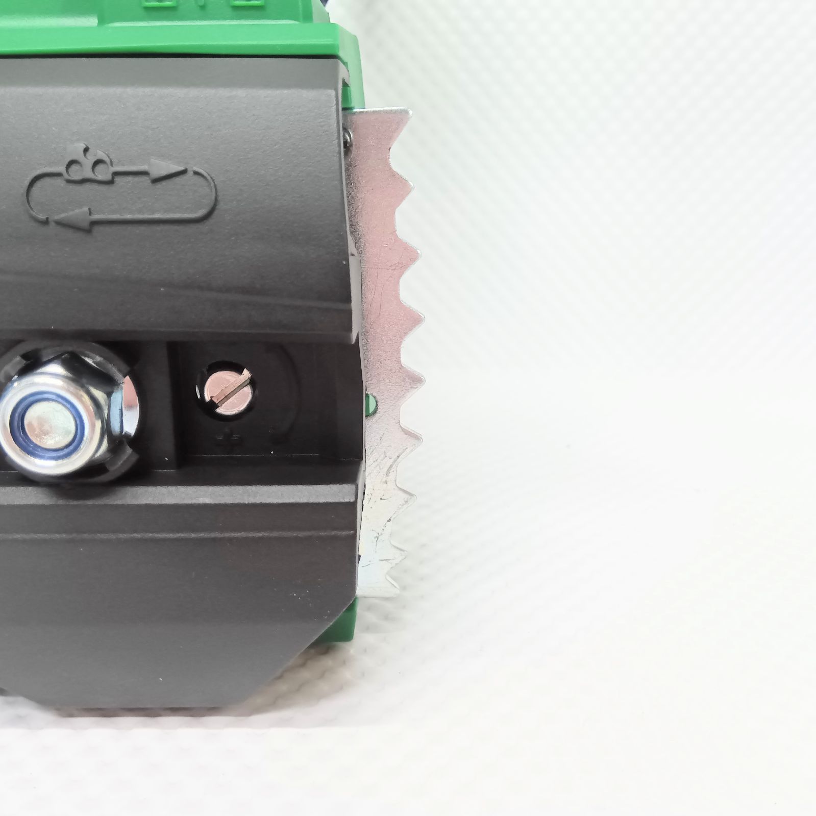 36V250㎜コードレスチェンソー 本体のみ