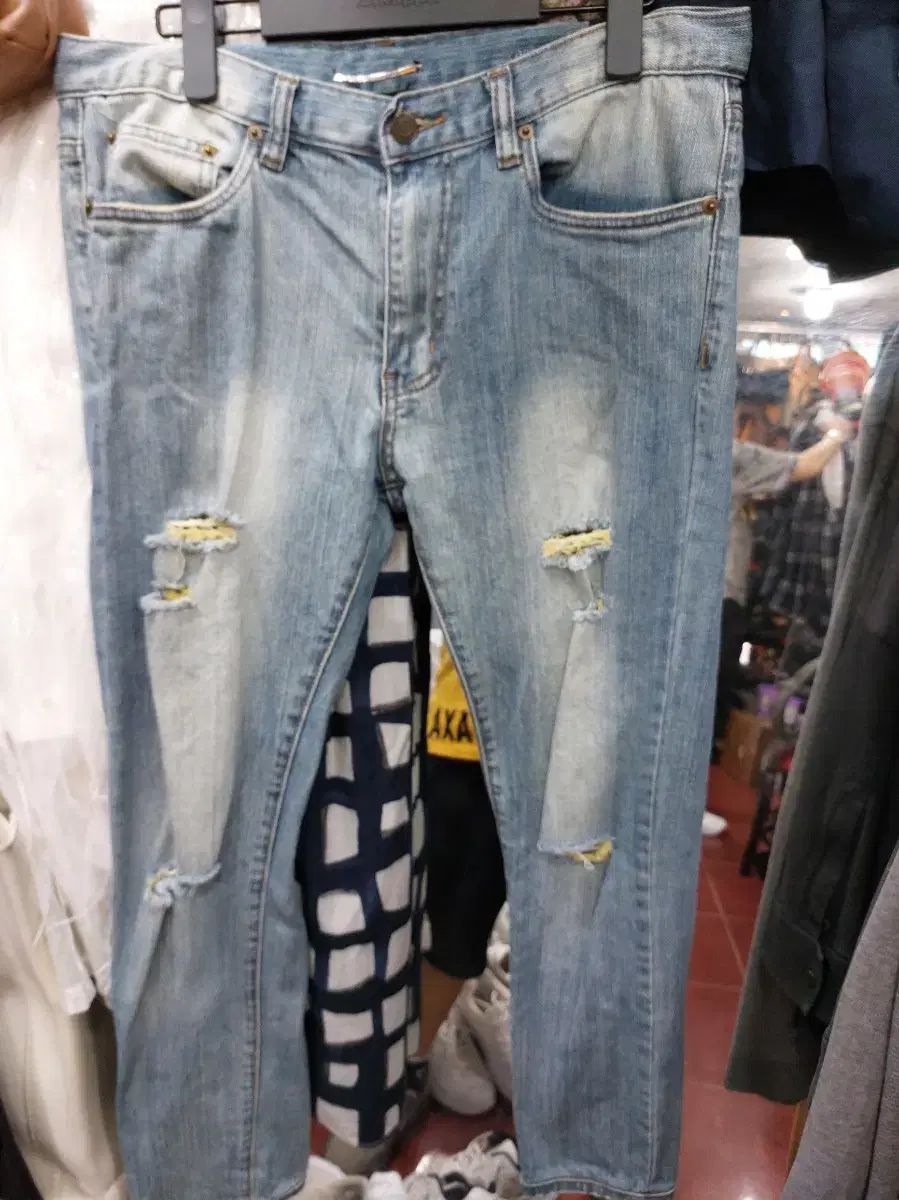 33 Saint Laurent サン ローラン デニム
