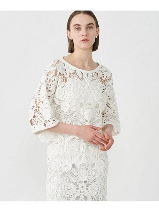 フラワーエンブロイダリー ブラウス