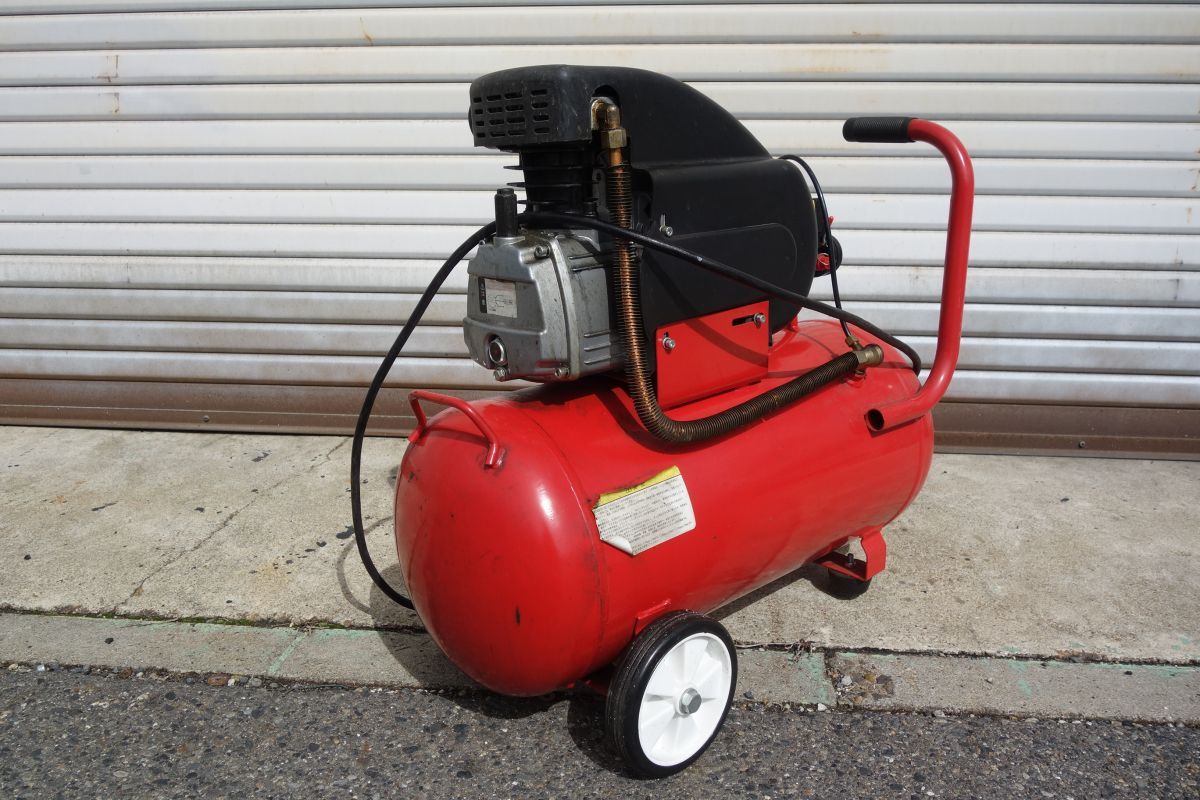 アストロプロダクツ エアコンプレッサー AP040777 RED 39L 1.5kW 2HP 動作確認済 直接引取も大歓迎 #R20240311 -  メルカリ