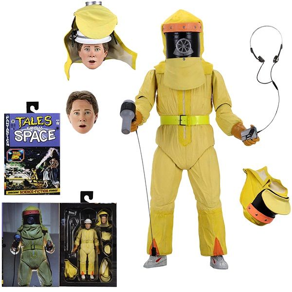 放射線防護服、ガスマスク一式② 放射線防護服マスク。Radioactive