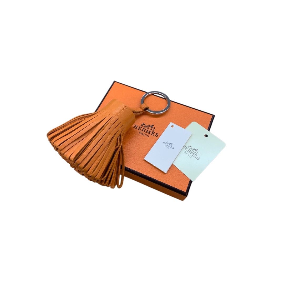 エルメス　HERMES カルメン　オレンジ　レザー　フリンジキーホルダー 楽天市場】HERMES エルメス カルメン ビコロール キーリング
