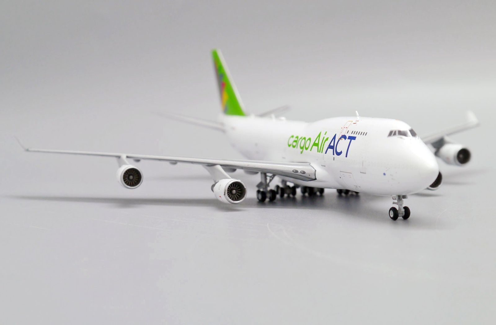 ACTエアラインズ 747-400BDSF