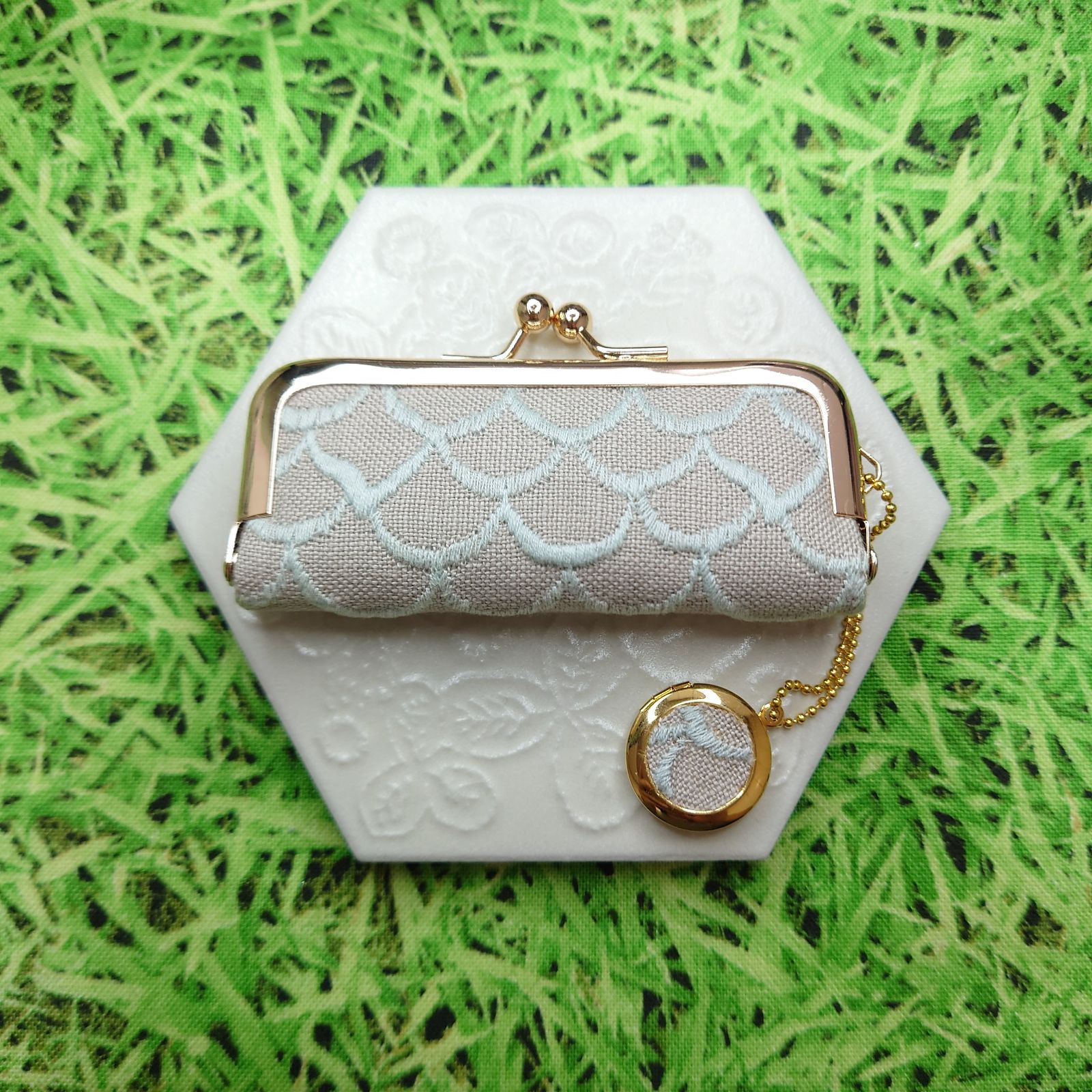 専用☆ミナペルホネン✨skyful グレーmix✨がま口印鑑ケース、チャーム ミナペルホネン✨skyful グレーmix 希少✨朱肉付 がま口 印鑑ケース