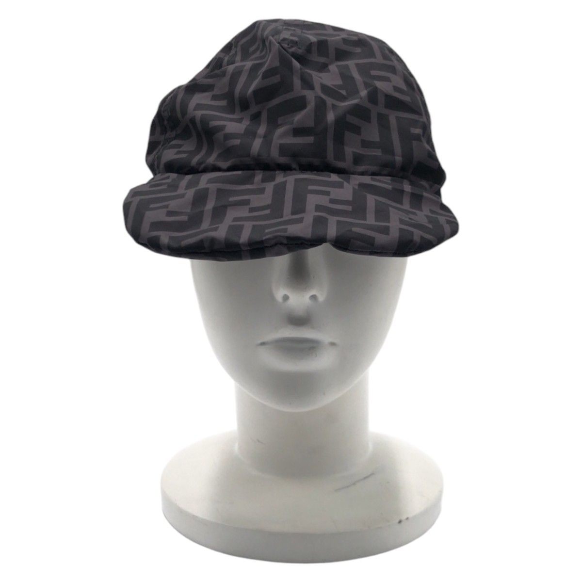 美品 FENDI フェンディ ズッカ柄 ブラック 黒 ナイロン FXQ825  