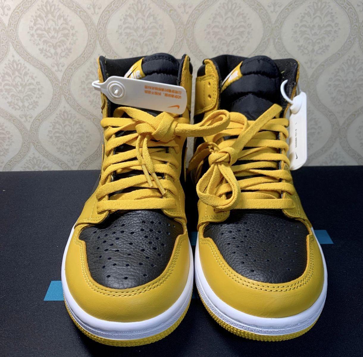 新品未使用 ナイキ エアジョーダン 1 レトロ ハイ OG  