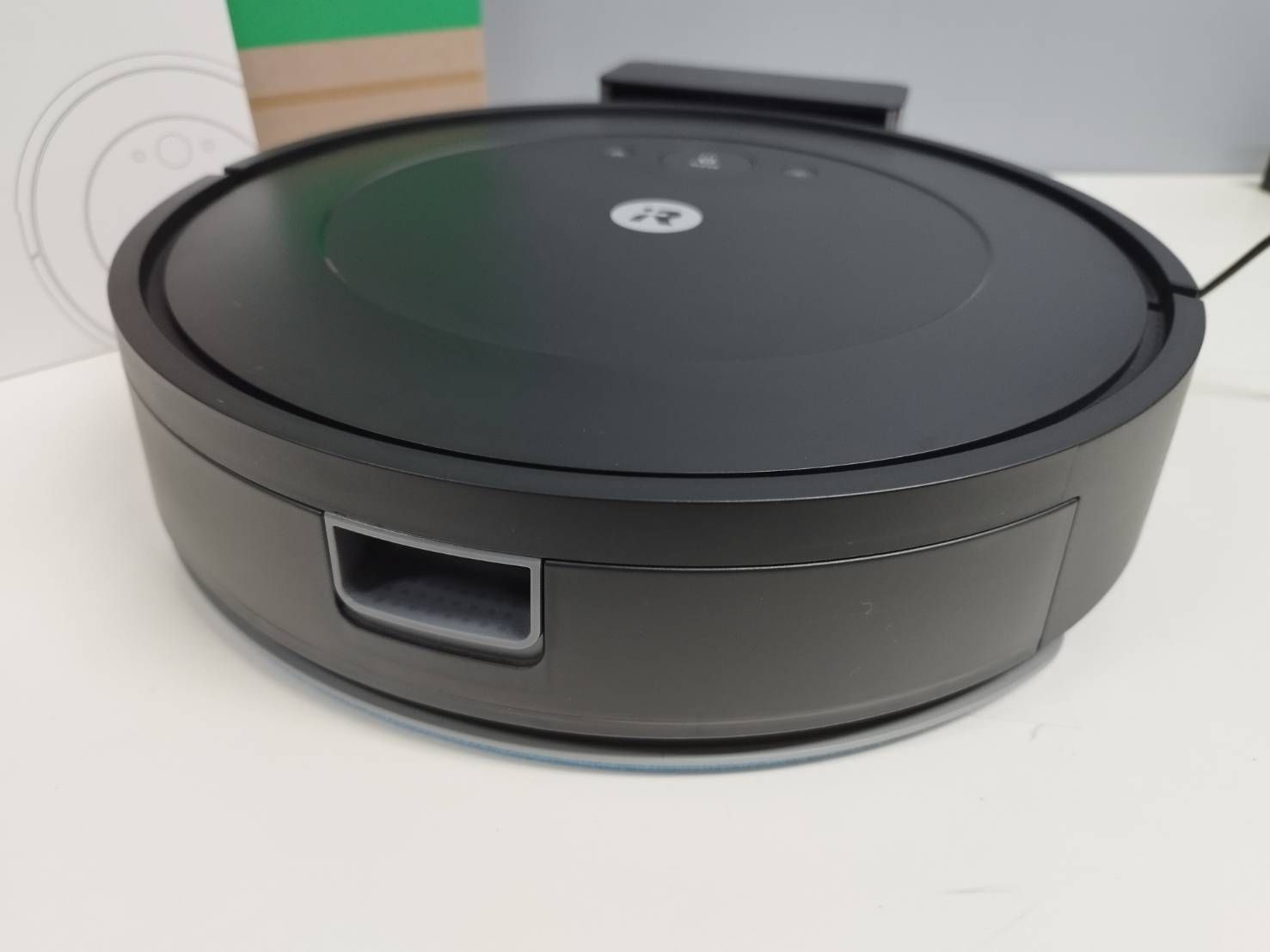 iRobot Roomba Essential robot RVG-Y1 ロボット掃除機 ルンバ