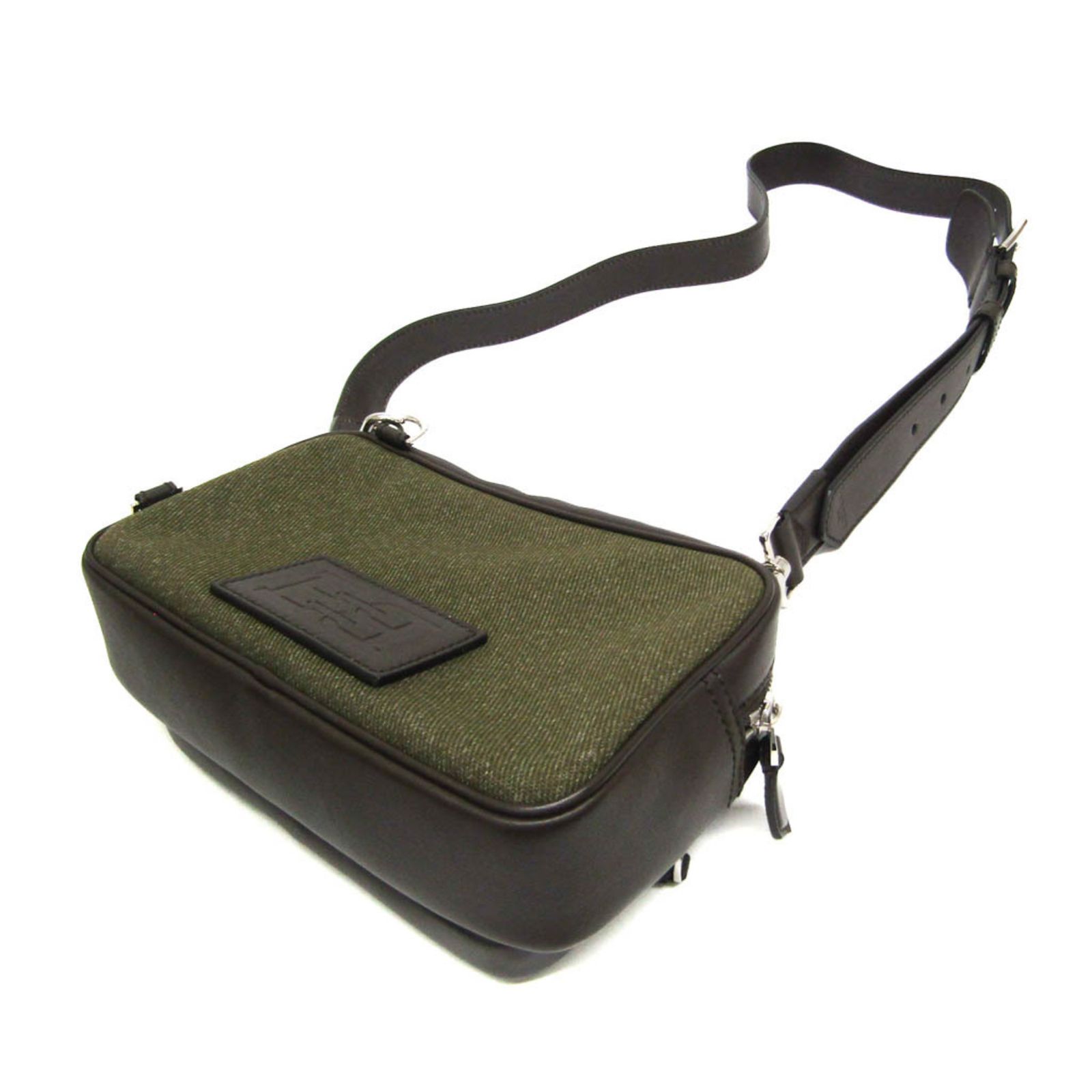 BALLY カーキーレザー メッセンジャーバッグ BALLY カーキーレザー メッセンジャーバッグ 【公式通販】