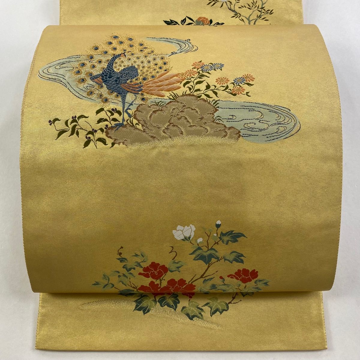 袋帯 秀品 草花 孔雀 金糸 箔 金色 六通 正絹