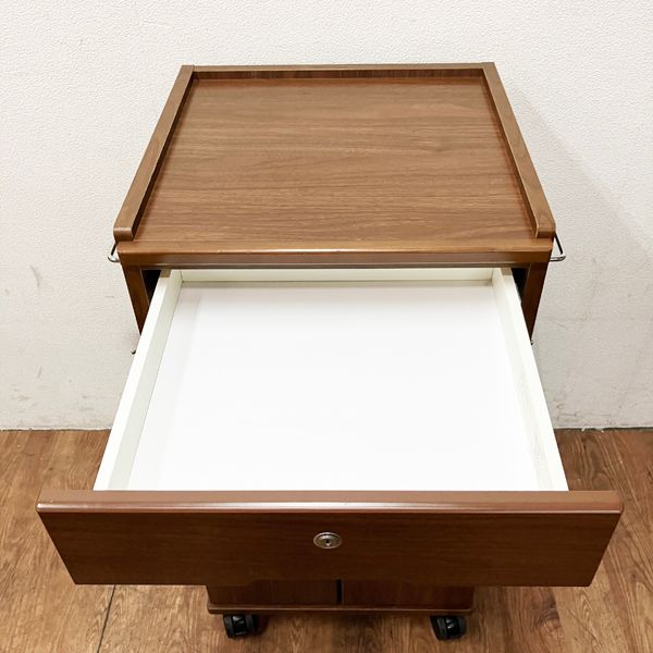 パラマウントベッド 中古 床頭台 ベットサイドキャビネット ロー パラマウントベッド 中古 床頭台 ベットサイドキャビネット ロー