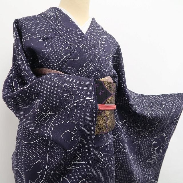 正絹 心射止めて振り返るお洒落小紋の花語り