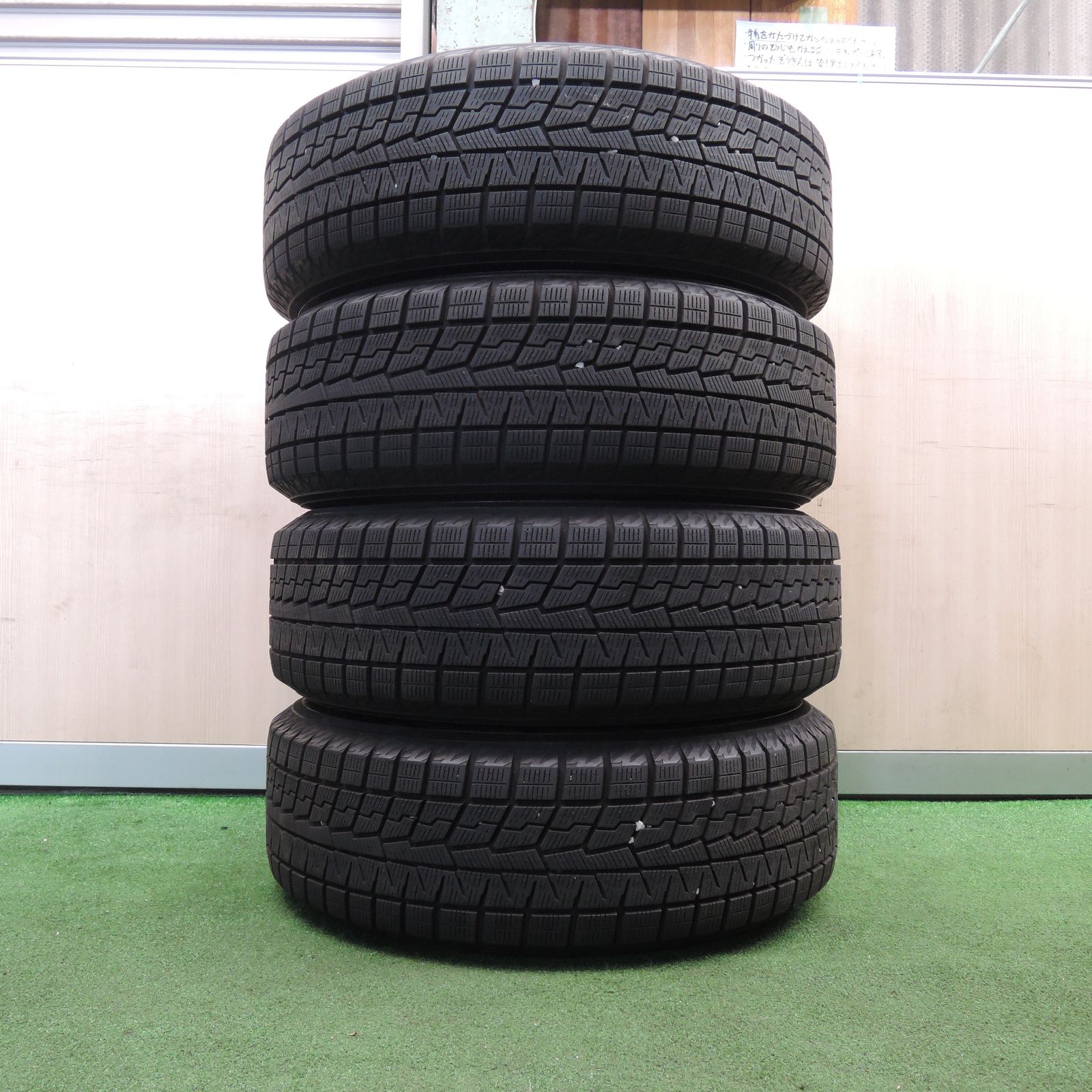 超バリ溝！キレイ！9.5分以上☆スタッドレス 195⁄55R16 ダンロップ