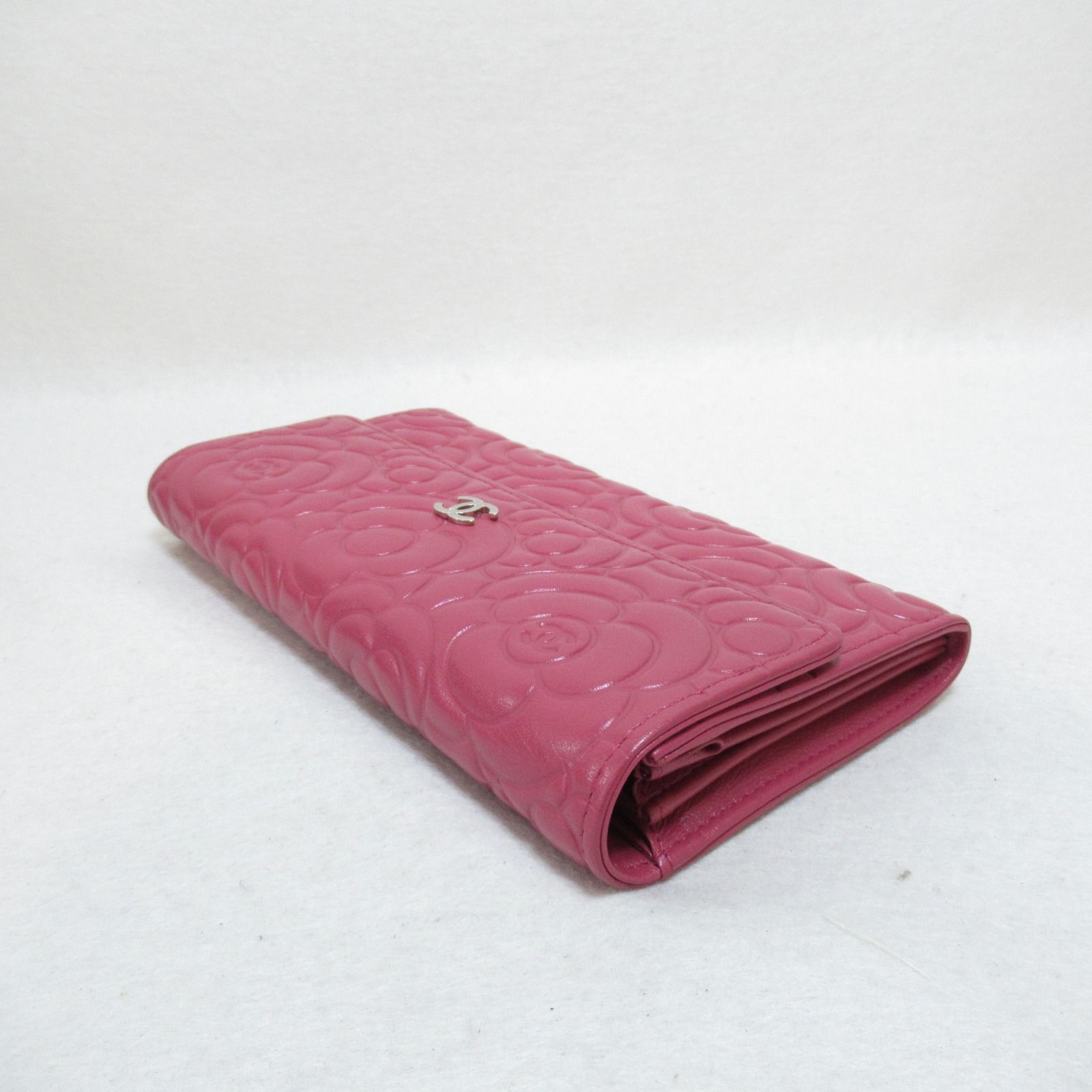 シャネル カメリア ZIP長財布 二つ折り長財布 - メルカリ