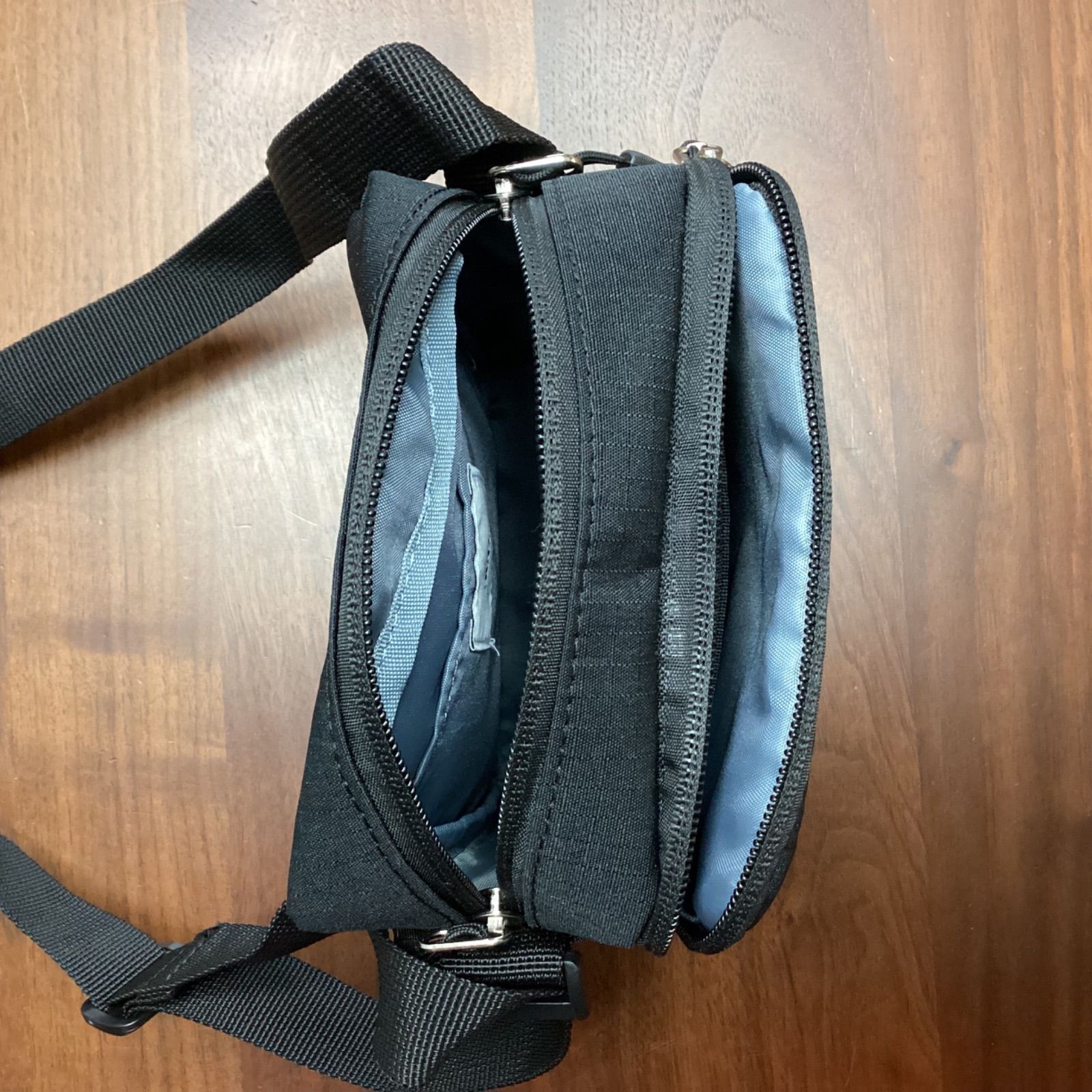 新品未使用 美品 ace. エース ショルダーバッグ ブラック 黒