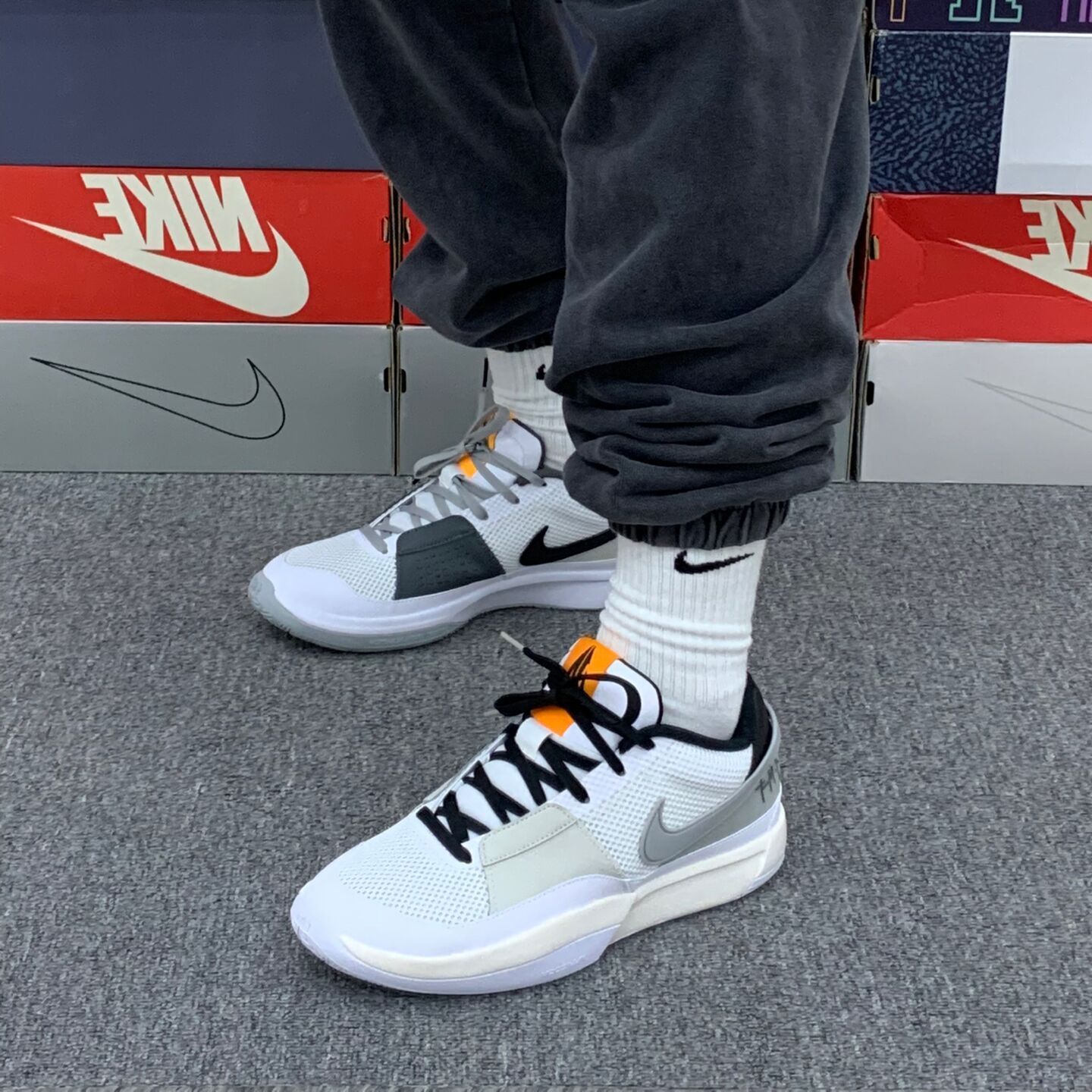 バスケットシューズ バッシュ スニーカー ジャ・モラント ナイキ Nike  