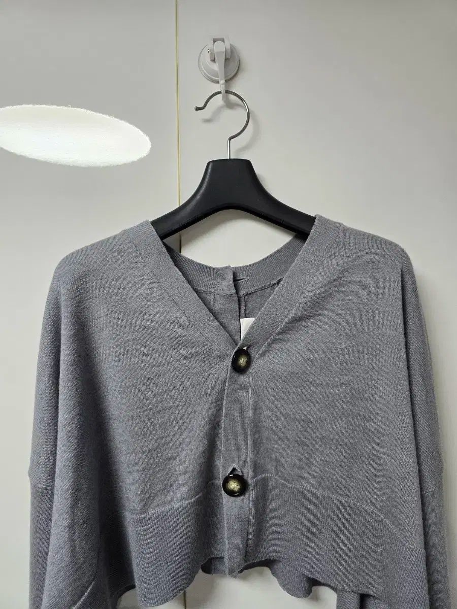The フォームスタジオ クロップド カーディガン 23 ss