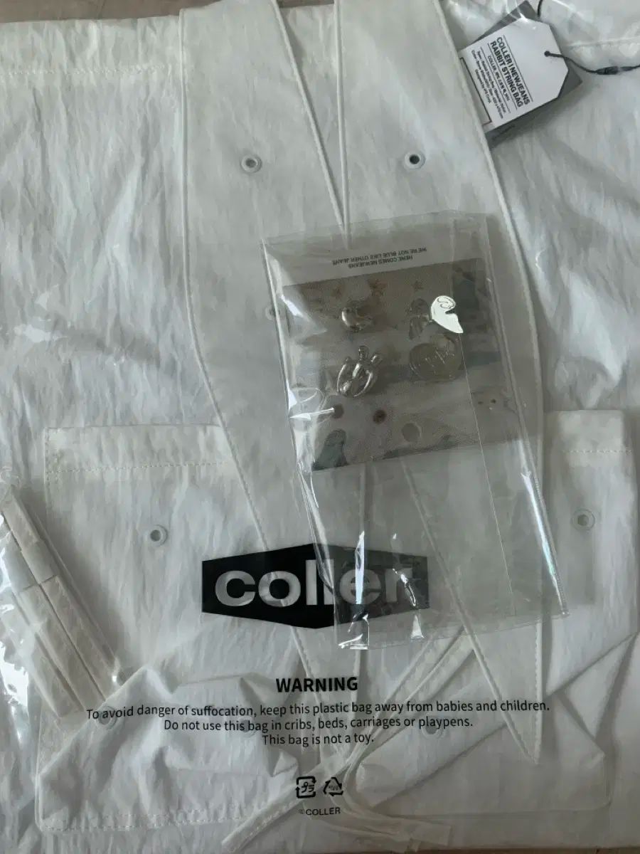 NewJeans ゴールドメタルキーリング 3点セット バレエキーリングの魅力