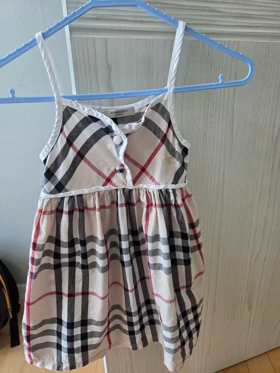 【未使用品】バーバリー ワンピース　14Y（Sサイズ相当） BURBERRY ワンピース（その他） キッズ バーバリー 中古 古着