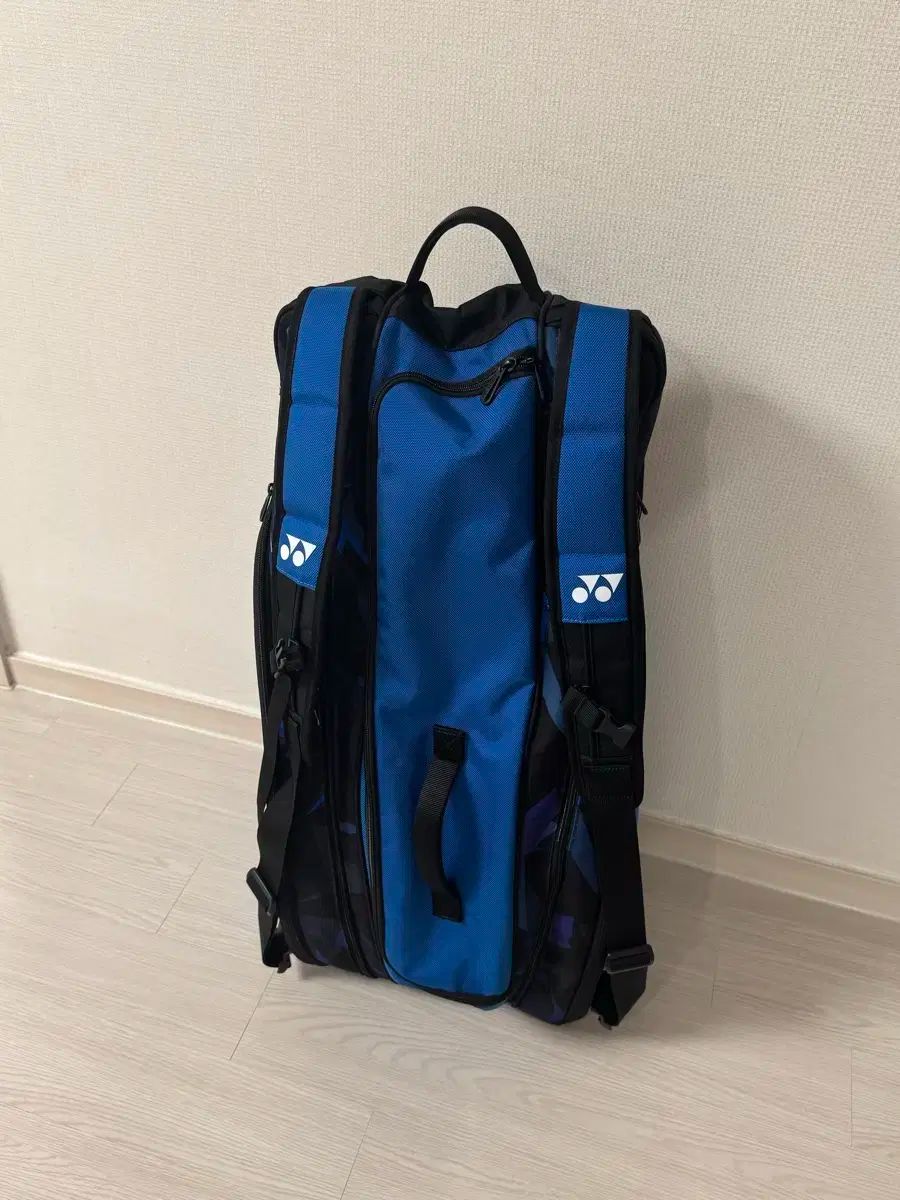 ヨネックス