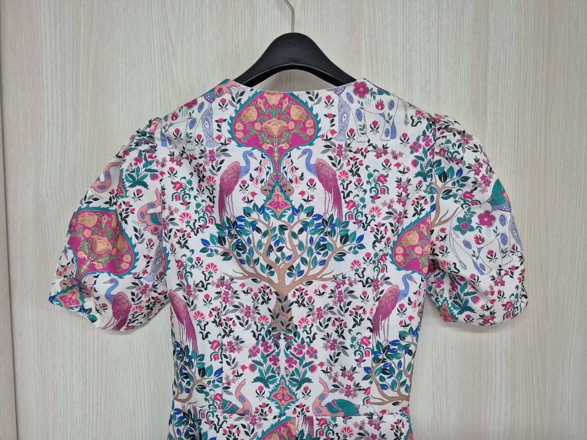 プリント パフスリーブ ワンピース シルクハブタエプリント