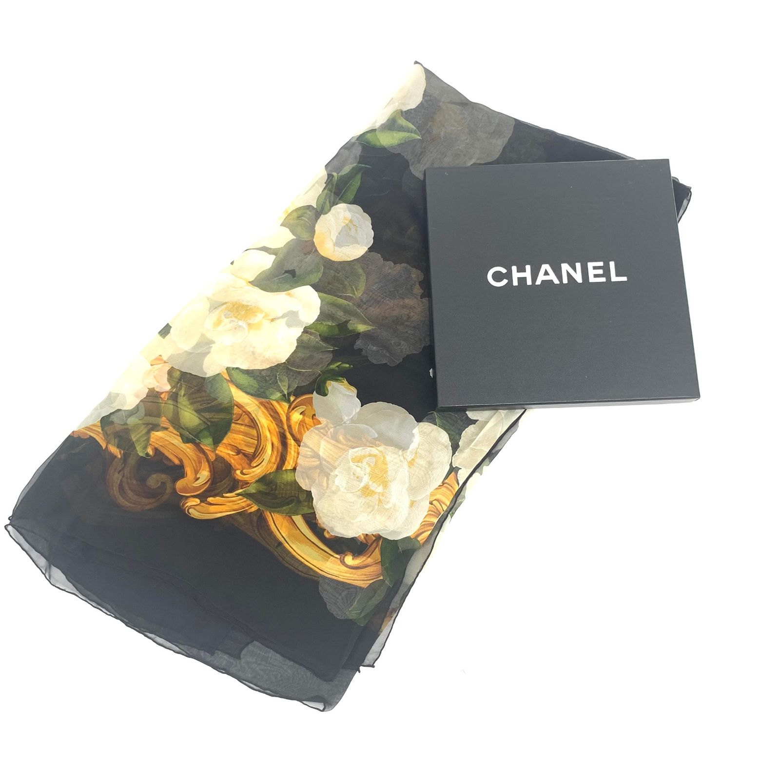 CHANEL バラ柄 シルクスカーフ 美品 シャネル 大判 シルク スカーフ 花柄 フラワープリント