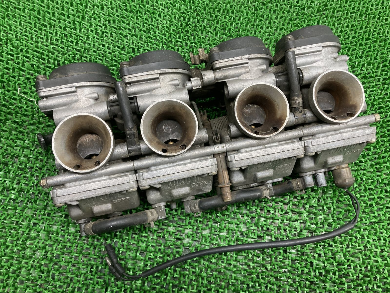 ディバージョン400 キャブレター ヤマハ 純正 バイク 部品 4BP Diversion400 修復素材に 品薄 品 車検 Genuine