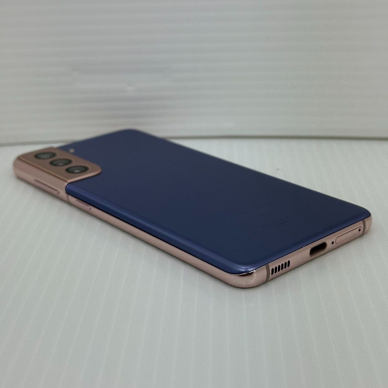 ☆5G対応スマホ☆SAMSUNG GALAXY S21 SCG09 ファントム