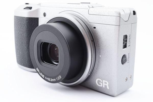 限定】 RICOH GR II Silver Edition デジタルカメラ - Blue Camera