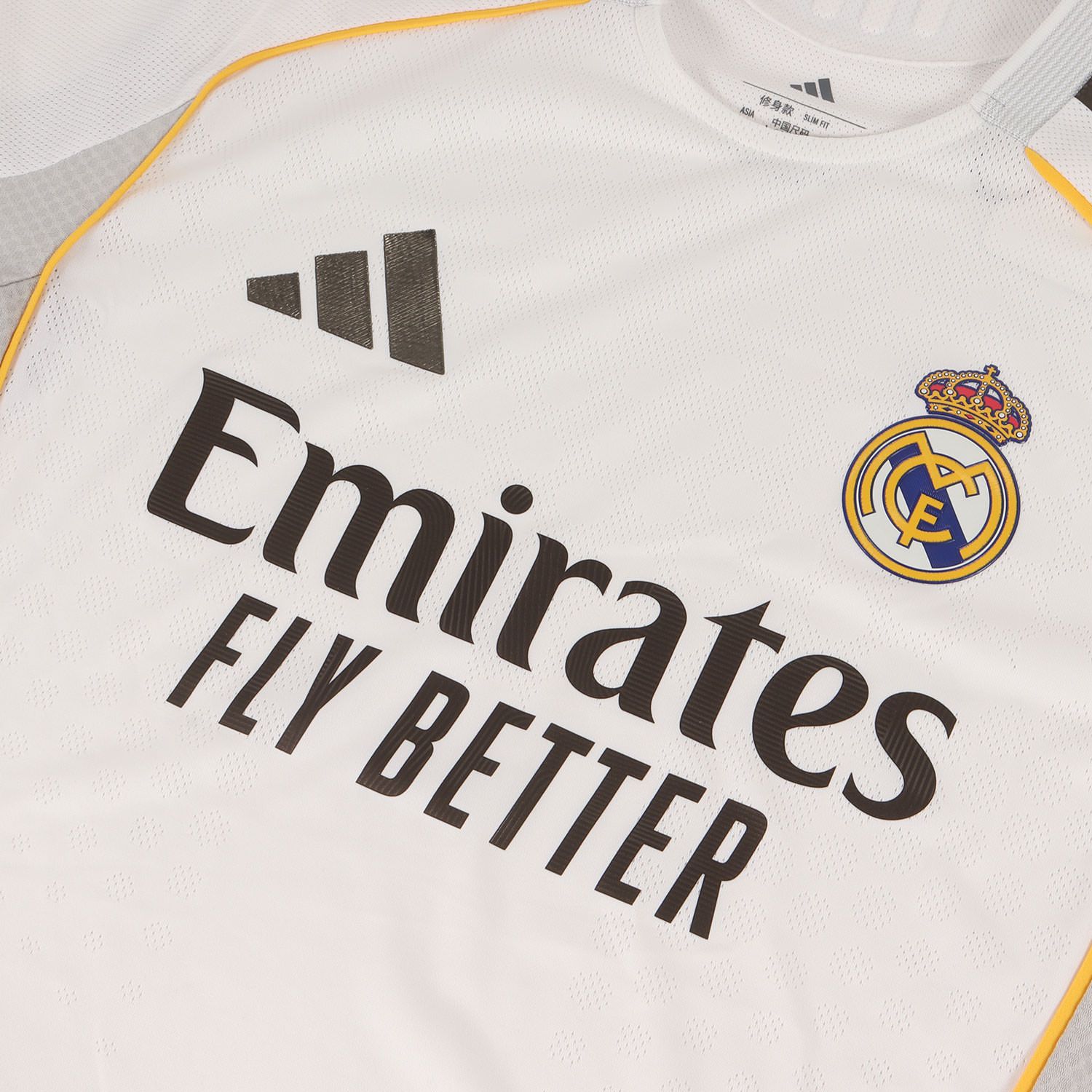 浦*い様 【新品未使用】adidas Real Madrid ユニフォーム ホワ LIGA ESPANOLA / REAL MADRID (スペイン・リーガエスパニョーラ