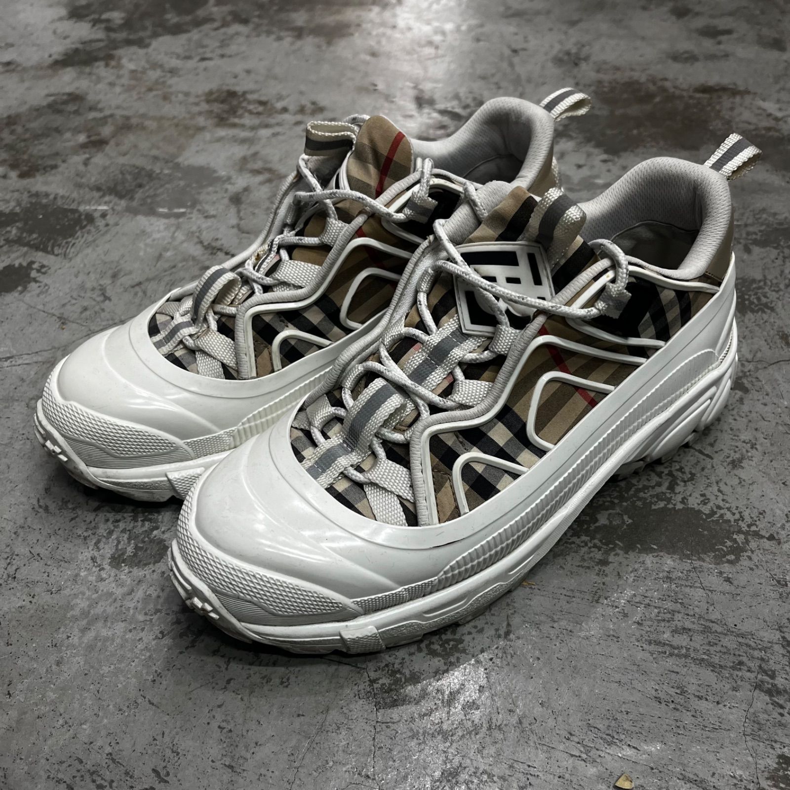 バーバリー BURBERRY Arthur ダッドスニーカー 26cm バーバリー 