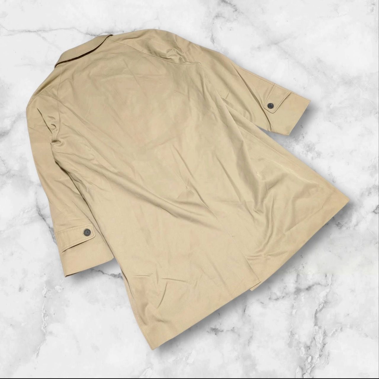 アクアスキュータム】（42）ステンカラーコート アウター 裏地チェック