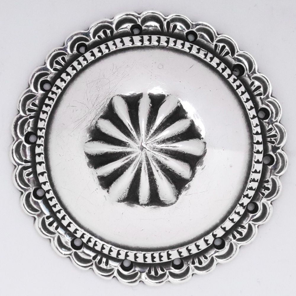 GORO'S SVフラワーコンチョ 大 シルバー