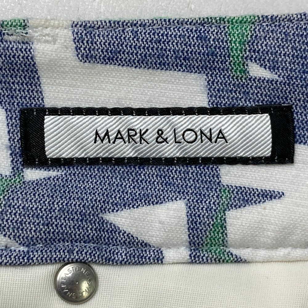 サイズ：36 MARK&amp;LONA マークアンドロナ  ストレッチスカート 総柄 ブルー系 [240001275078] ゴルフウェア レディース ストスト サイズ：36 MARK&LONA マークアンドロナ ストレッチスカート 総