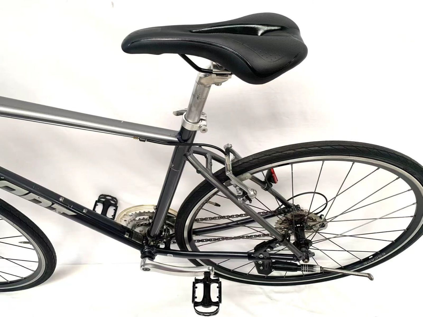 即乘】ジャイアント GIANT クロスバイク ESCAPE R3 M SHIMANO 3X8S 24