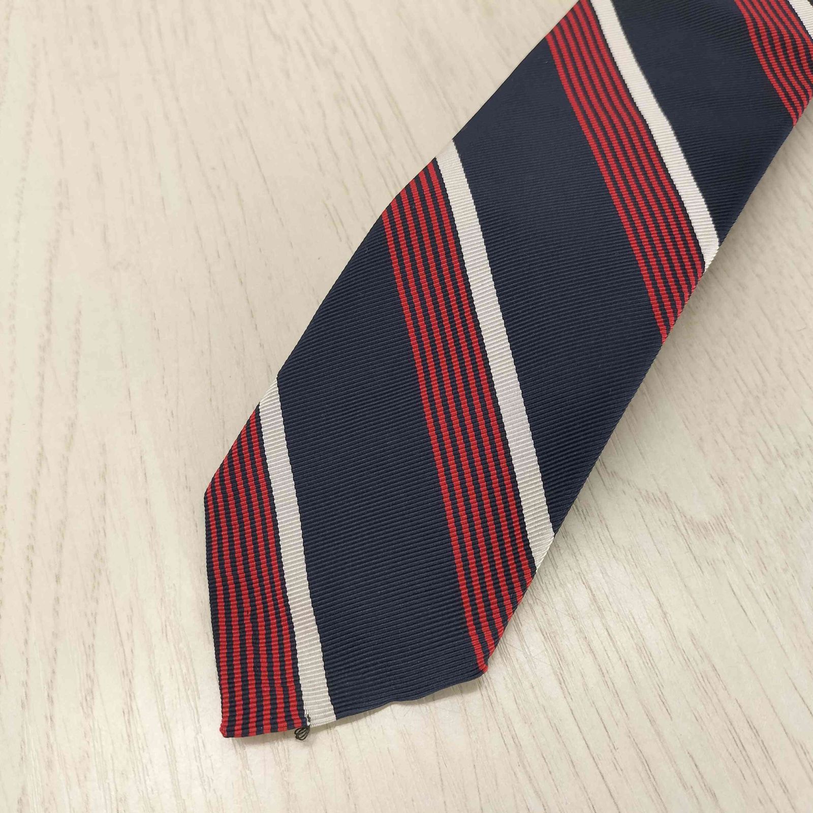 トムブラウン THOM BROWNE レジメンタルネクタイ メンズ 表記無 - メルカリ