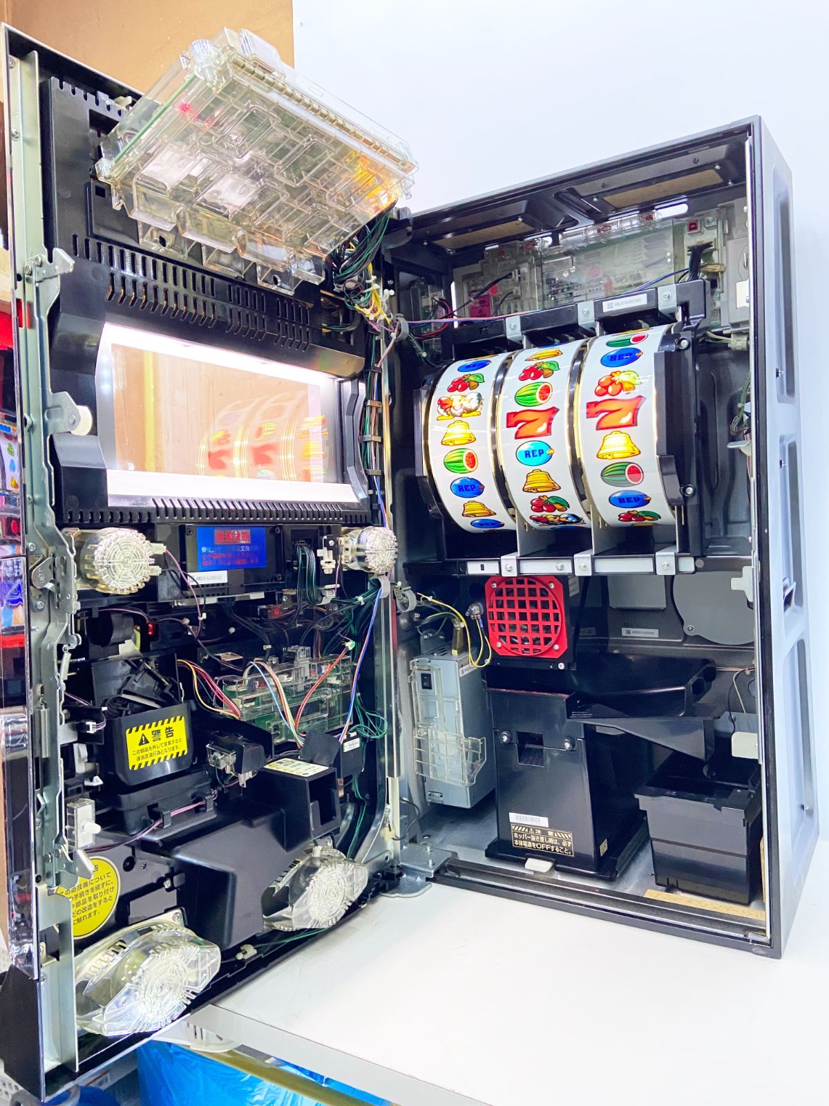 パチスロ実機 クランキー セレブレーション コイン不要機付 家庭用 