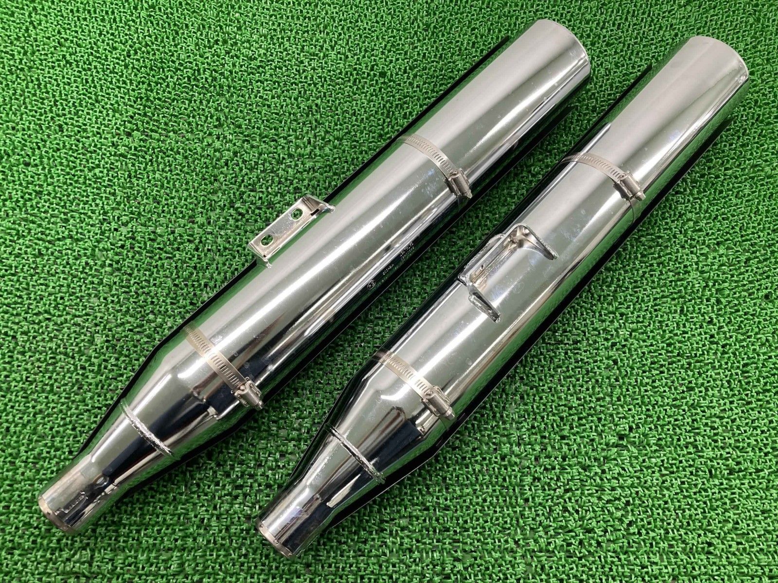 FXBB1750 サイレンサーマフラー 64900460 ハーレー 純正 中古 バイク