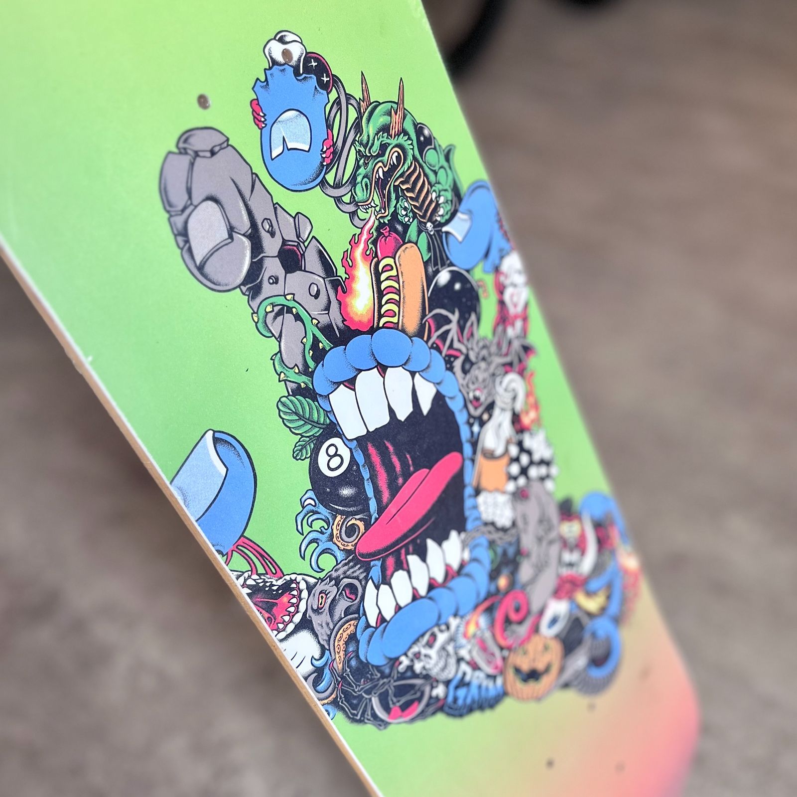 スケートデッキ】 8.25x31.8inch WB14.18inch【SANTA CRUZ】サンタクルーズ