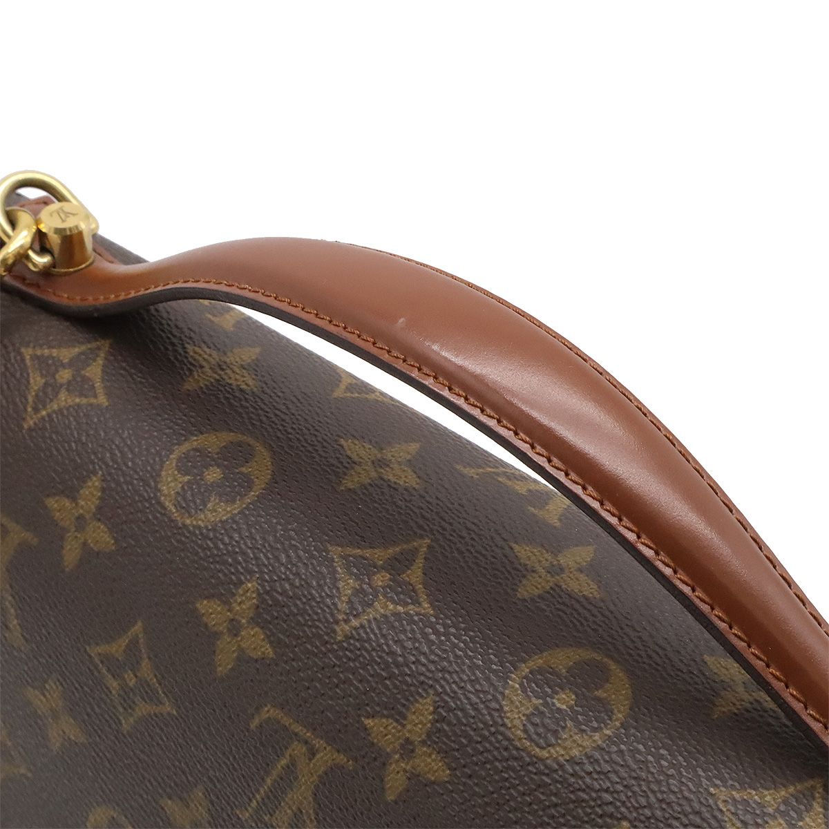 VUITTON ルイ