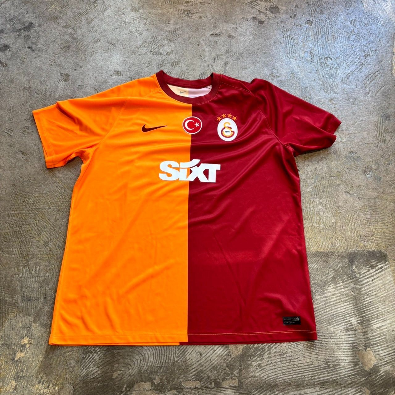 【新品未使用タグ付き】 02/03 ガラタサライホームユニホーム ガラタサライ 24-25 ホーム 半袖レプリカユニフォーム